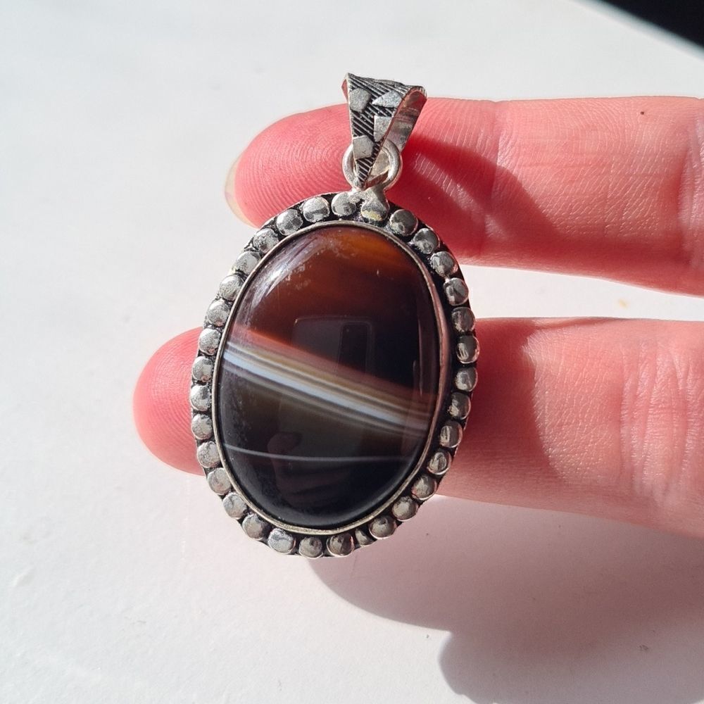 Stunning Natural Polished Banded Agate Silver Plated Pendant Gemstone 1.75"